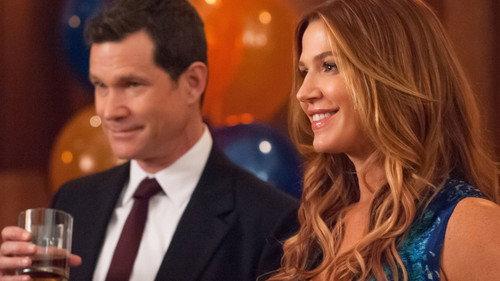 Unforgettable Season 2 Episode 13 - Reunion