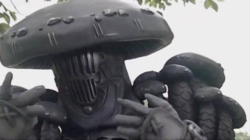 Kamen Rider Season 13 Episode 18 - Narrow Escape from Death