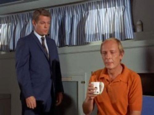 Hawaii Five-O Season 2 Episode 12 - The Devil And Mr. Frog