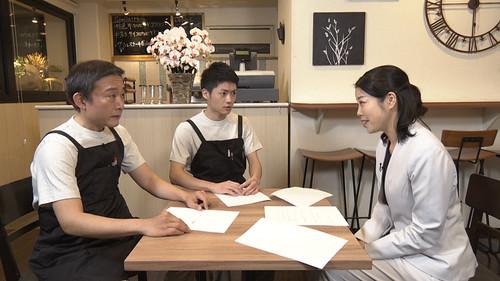 Background image for Asking a shop manager to follow orders from head office