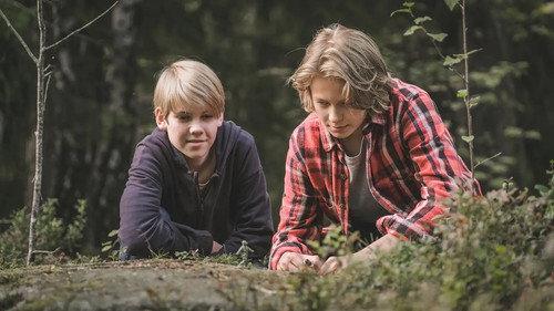 Munkkivuori Season 1 Episode 3 - Sodan ja rauhan miehet