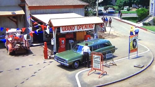 Mayberry R.F.D. Season 3 Episode 3 - Goober's New Gas Station