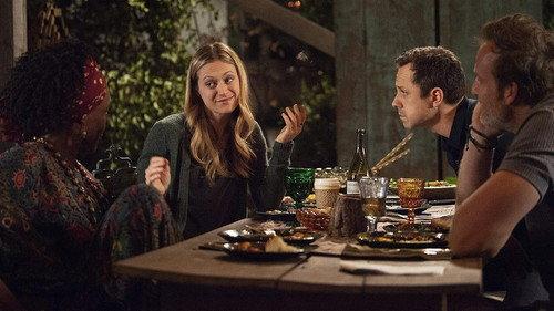 Sneaky Pete Season 3 Episode 4 - The Vermont Victim & The Bakersfield Hustle