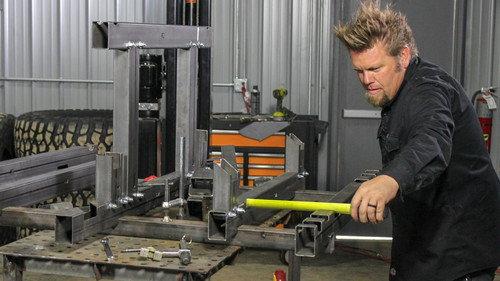 FourWheeler Season 1 Episode 1 - Custom LJ buggy Part 1