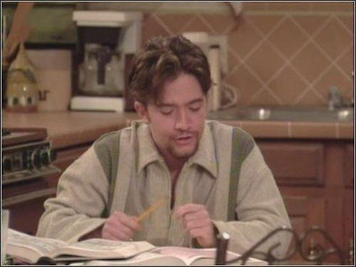 undefined Season 8 Episode 26 - Kelly Knows Something