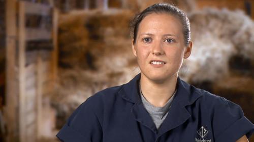 The Incredible Dr. Pol Season 16 Episode 7 - A Pol New World