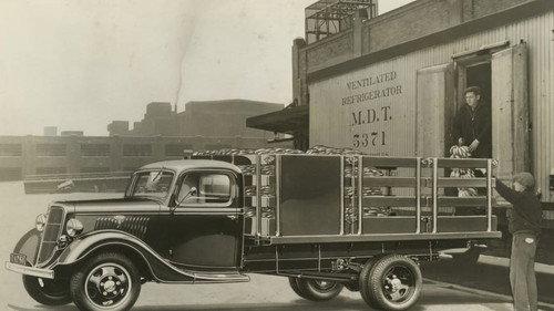 The Henry Ford's Innovation Nation Season 6 Episode 21 - Refrigerator Cars