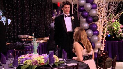 One Tree Hill Season 4 Episode 16 - You Call It Madness, But I Call It Love