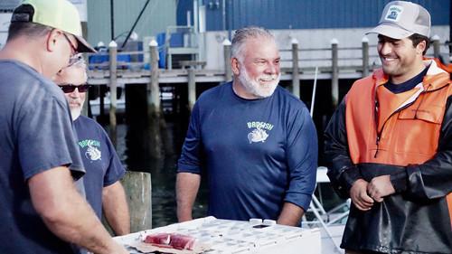 Wicked Tuna Season 10 Episode 12 - Strength in Numbers