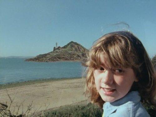 The Famous Five Season 1 Episode 1 - Five on Kirrin Island (1)