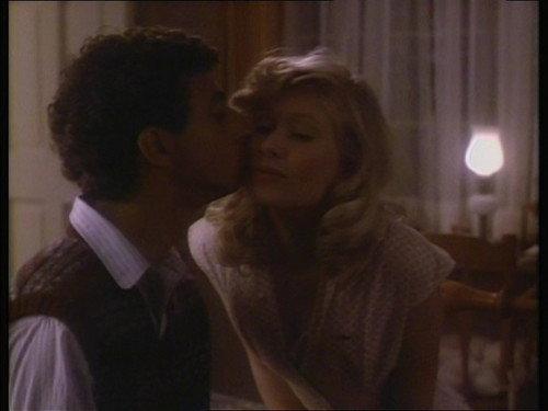 The Twilight Zone Season 2 Episode 10 - Time and Teresa Golowitz / Voices in the Earth