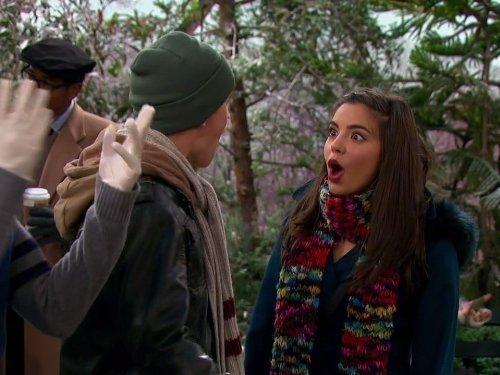 Jessie Season 3 Episode 7 - Good Luck Jessie: NYC Christmas