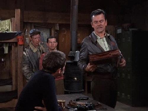Hogan's Heroes Season 2 Episode 4 - Operation Briefcase