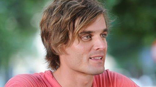 Life on Top Season 1 Episode 4 - Ménage a Top