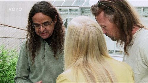 Storage Wars: Northern Treasures Season 1 Episode 5 - It’s Like Archaeology, You Dig?