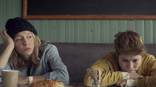 Féminin/Féminin Season 1 Episode 1 - Pilot