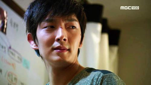 Two Weeks Season 1 Episode 12 - Episode 12 - Moon Il-seok, I am arresting you.