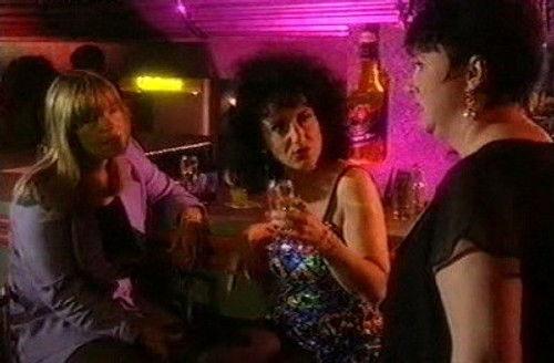 Birds of a Feather Season 4 Episode 11 - The Front