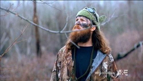 Duck Dynasty Season 1 Episode 10 - Plan Bee