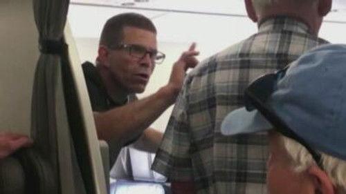 Customer Wars Season 4 Episode 9 - Boatside Brawl