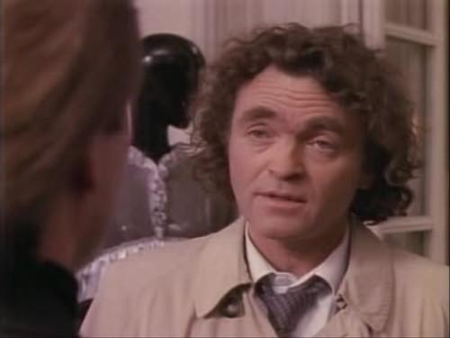 The Hitchhiker Season 3 Episode 15 - Fashion Exchange