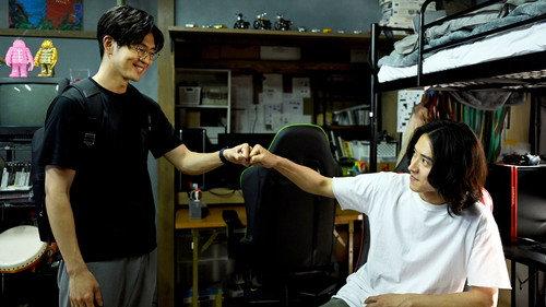 Atom's Last Shot Season 1 Episode 3 - Stage 3: The Bank's Messenger