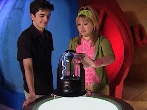 Lizzie McGuire Season 1 Episode 26 - Scarlett Larry
