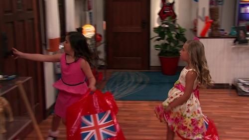 Sam & Cat Season 1 Episode 11 - #RevengeOfTheBritBrats