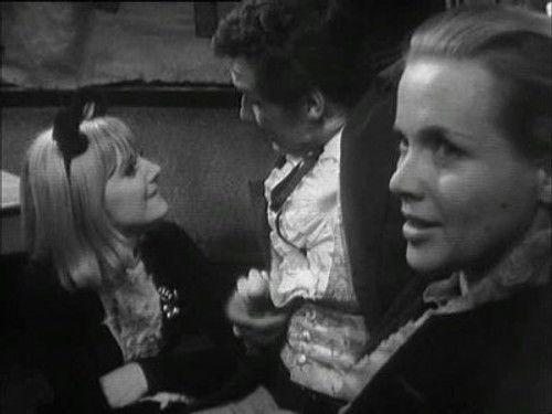 The Avengers Season 3 Episode 14 - Dressed to Kill