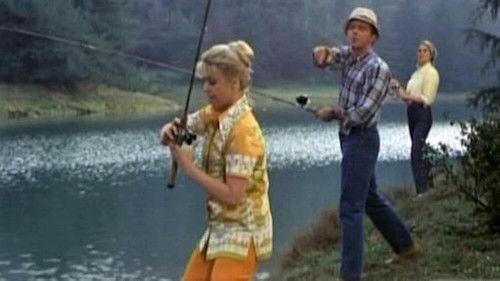 Mayberry R.F.D. Season 2 Episode 20 - Millie and the Great Outdoors
