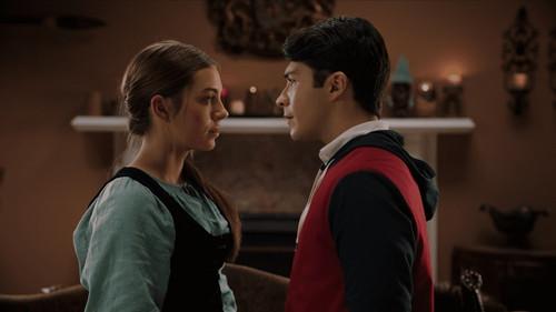 Dwight in Shining Armor Season 5 Episode 8 - The Scrying Pool