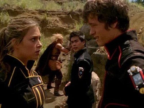 Power Rangers Season 15 Episode 17 - It's Hammer Time