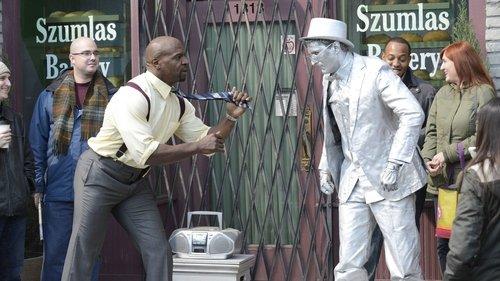 Brooklyn Nine-Nine Season 2 Episode 16 - The Wednesday Incident