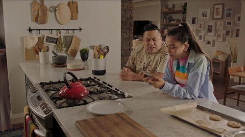 Run the Burbs Season 1 Episode 4 - Let's Go to the Movies