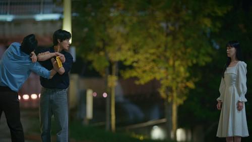 Background image for Young-min's Mother's Hairband