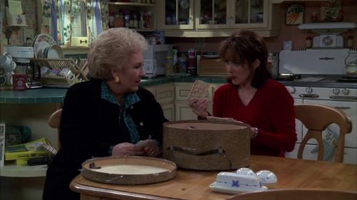 Everybody Loves Raymond Season 2 Episode 15 - Marie's Meatballs