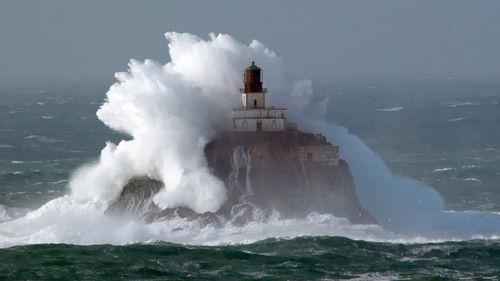 Oregon Field Guide Season 28 Episode 8 - Tillamook Rock Lighthouse, River Snorkeling and The Ship Report