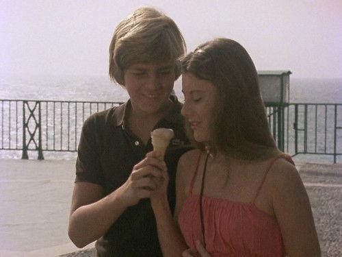 Verano azul Season 1 Episode 11 - Las Botellas