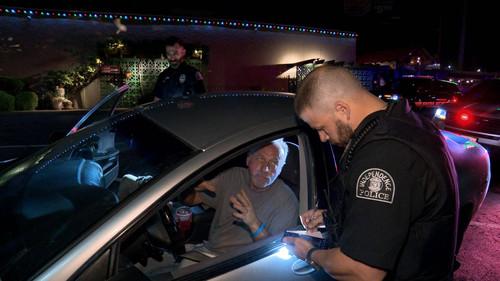 Cops Season 36 Episode 21 - Slim Not So Fast