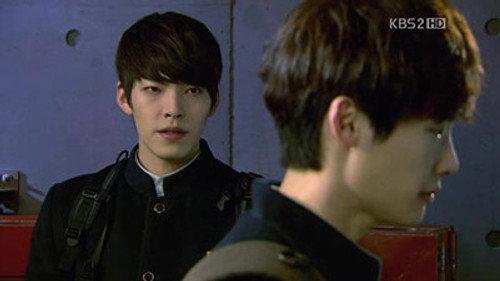 School 2013 Season 1 Episode 7 - Episode 7