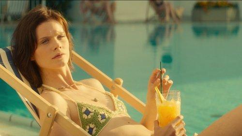 Glitter Season 1 Episode 6 - What a Girl Dreams Of