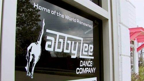 Dance Moms Season 1 Episode 1 - The Competition Begins