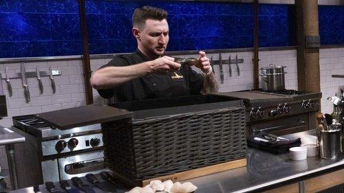 Chopped Season 56 Episode 8 - Gummy-Side Up