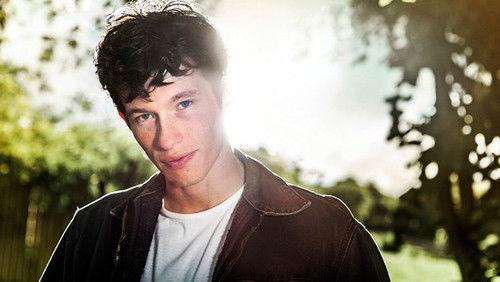 Glue Season 1 Episode 4 - Tina/Dominic