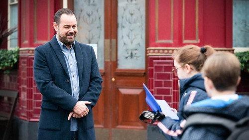 EastEnders Season 38 Episode 13 - 6422