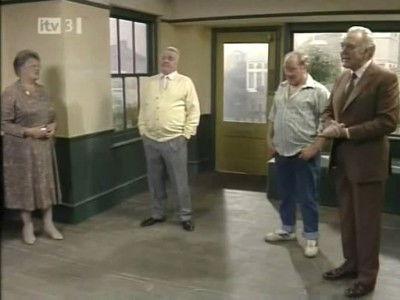 Never the Twain Season 9 Episode 3 - A New Lease of Life