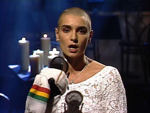 Saturday Night Live Season 18 Episode 2 - Tim Robbins/Sinead O'Connor