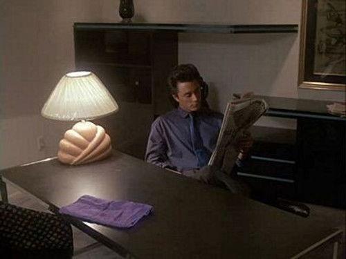 Miami Vice Season 3 Episode 18 - Lend Me an Ear