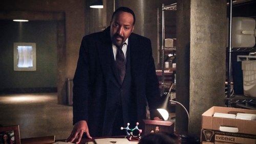 The Flash Season 5 Episode 16 - Failure Is an Orphan