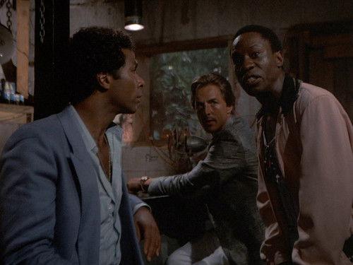 Miami Vice Season 1 Episode 3 - Cool Runnin'